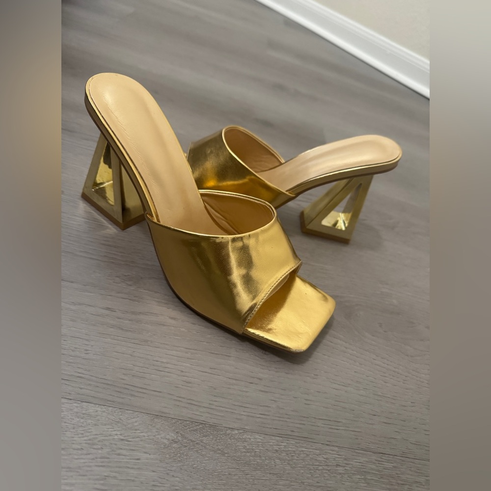 Elegant Gold Women's Heels